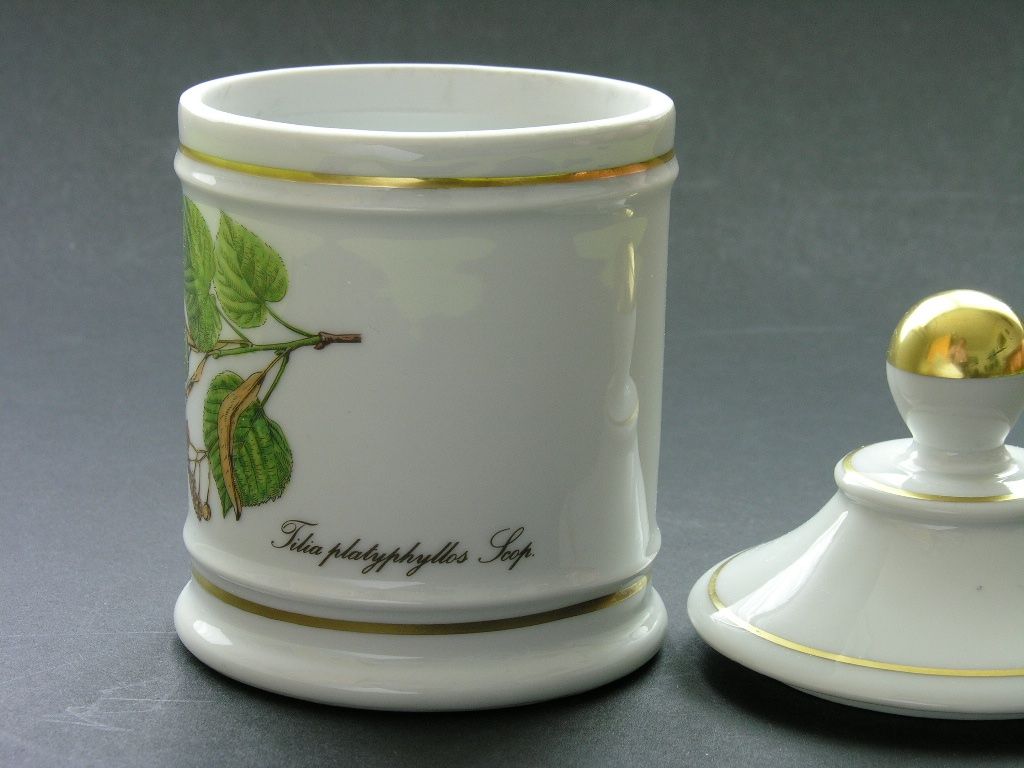 Tutte le decorazioni: Dose mit Deckel - Tilia platyphyllos Scop. - Langenthal – Nuovo (secondo la descrizione) da Zürich venduto da LodgE-21 1