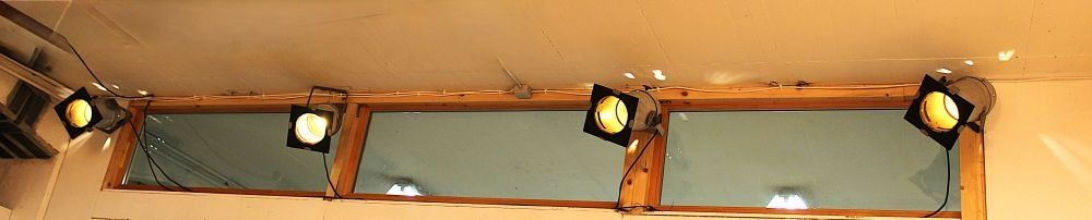 Lampade: SPOTS. Theaterspots. 4 Stk. – Usato da Trun venduto da artantic 2