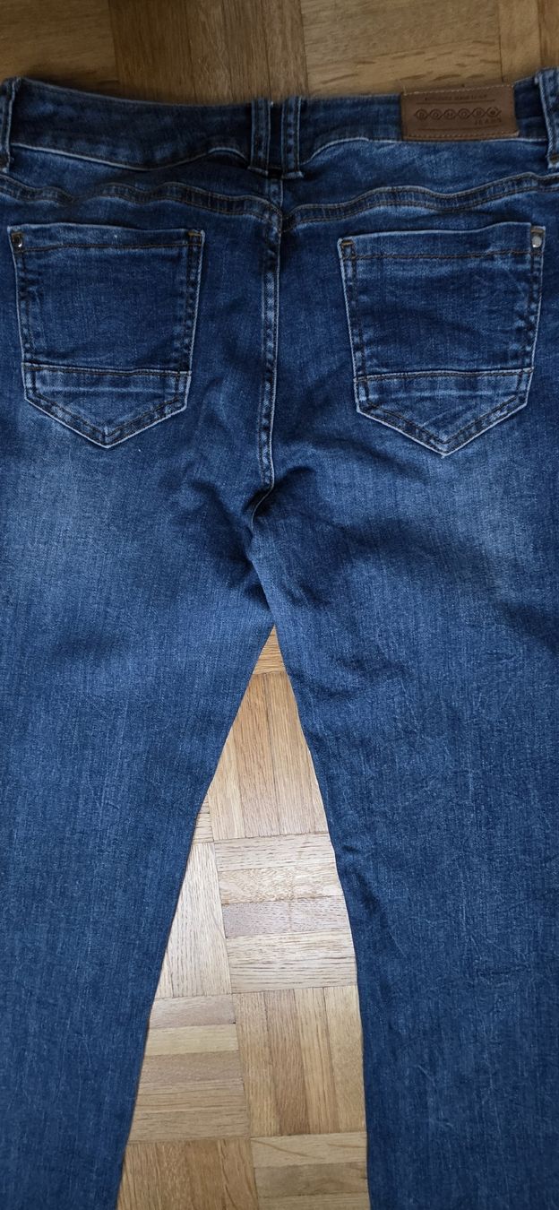 Jeans: Jeans Taille 38 – Usato da Yverdon-les-Bains venduto da van_dq65 8