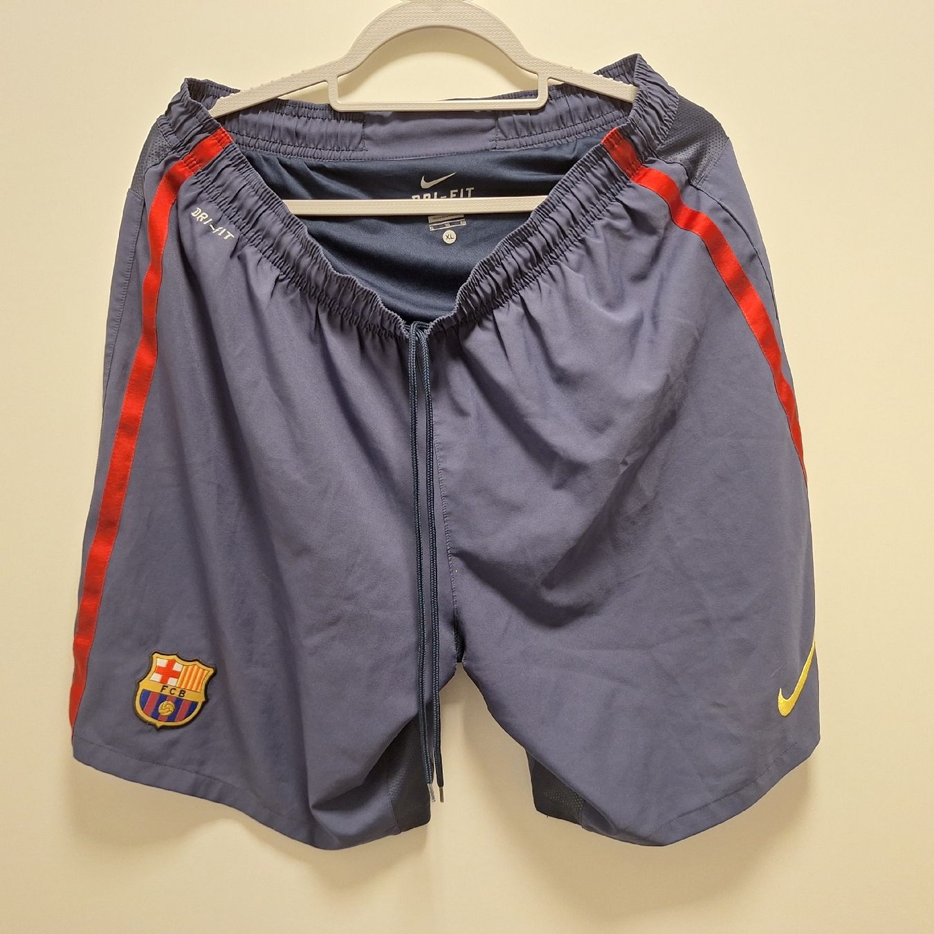 Canottiere & Pantaloni: Nike Shorts Fc Barcelona – Usato da Bellinzona venduto da LA-ropa-de-Juan