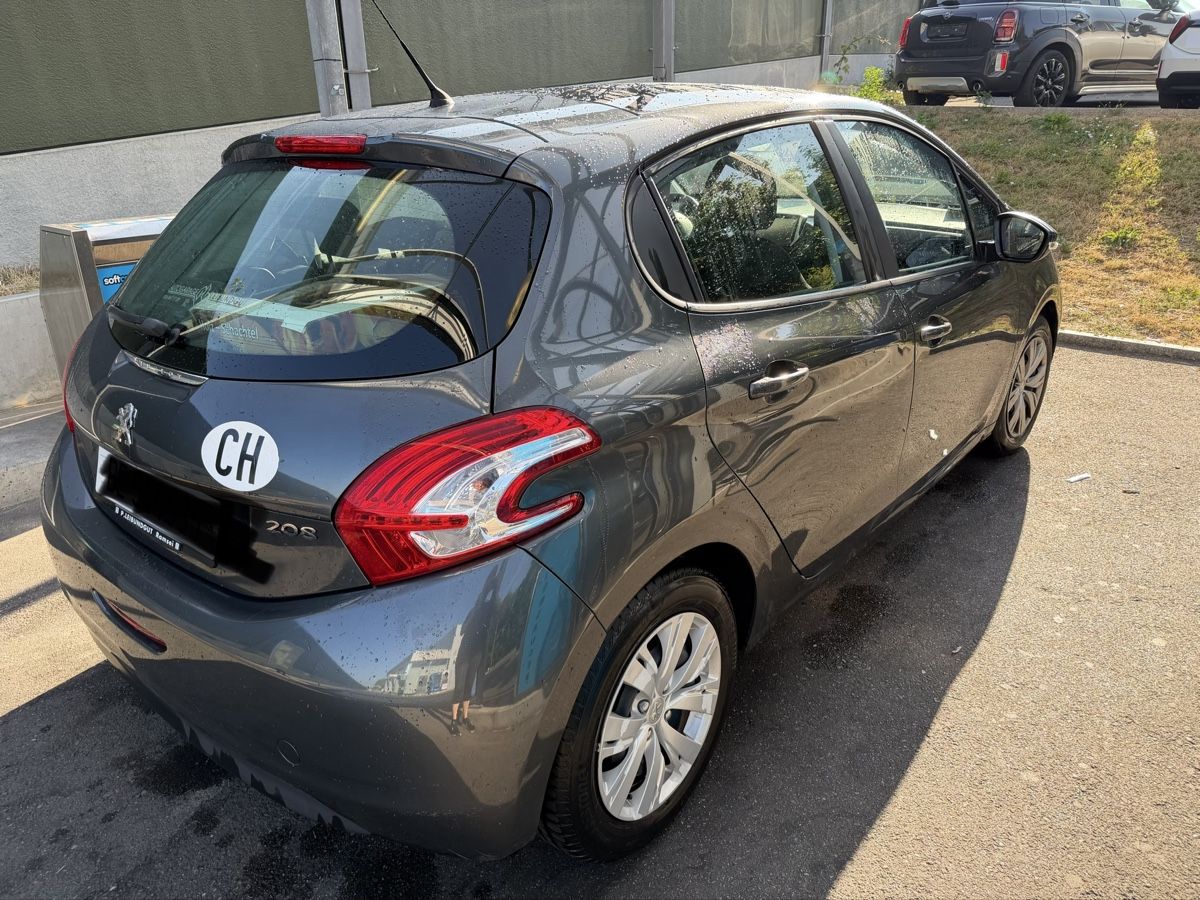 Peugeot Automobili: Peugeot 208 – Usato da Bern venduto da hof_25d2 6