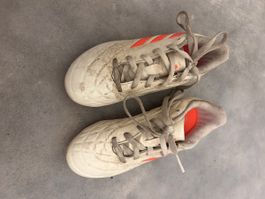 Fussballschuhe mit Stollen 31
