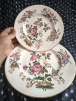 2 assiettes, Wedgwood, 20 cm, 23 cm charnwood.
