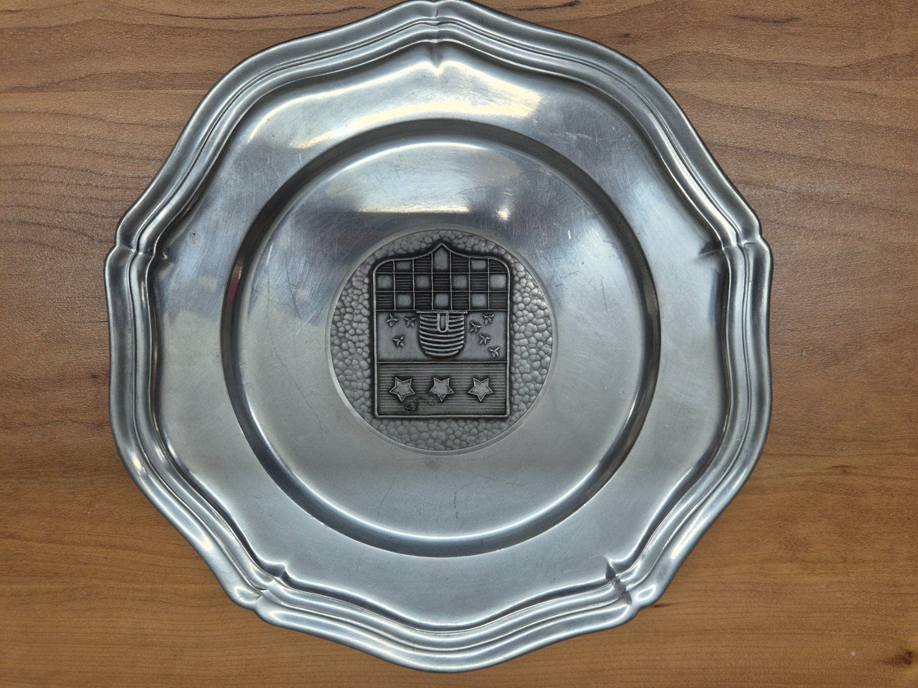 Assiettes: Alter Teller – D'occasion à Bern par ricbal