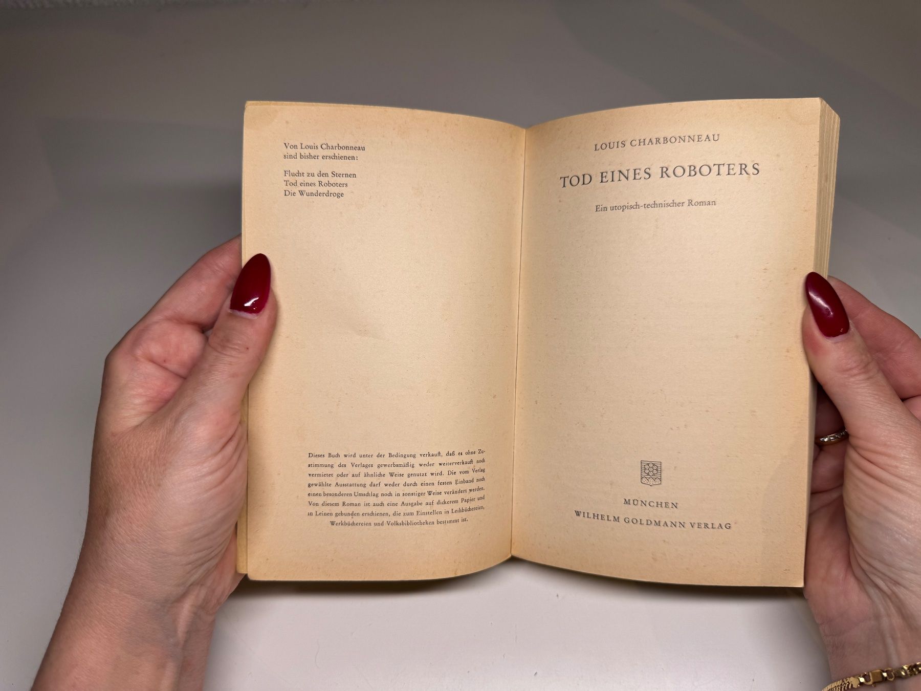 Libri: ROMAN: Louis Charbonneau, Tod eines Roboters – Usato da Grosswangen venduto da Deutsche_Romane 3