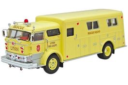 Signature - 1960 Mack C Feuerwehrbox Gelb 1/50 Diecast