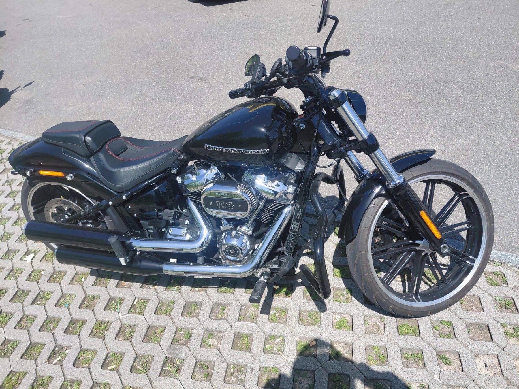 Harley-Davidson Chopper: Harley Davidson FXBRS – Usato da Freienbach venduto da Chrummen 1