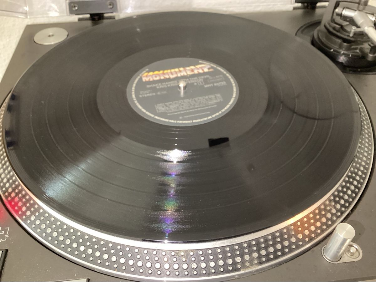 Dischi in vinile: Kris Kristofferson - Shake Hands With The Devil – Usato da Zürich venduto da Rockbyrd 3