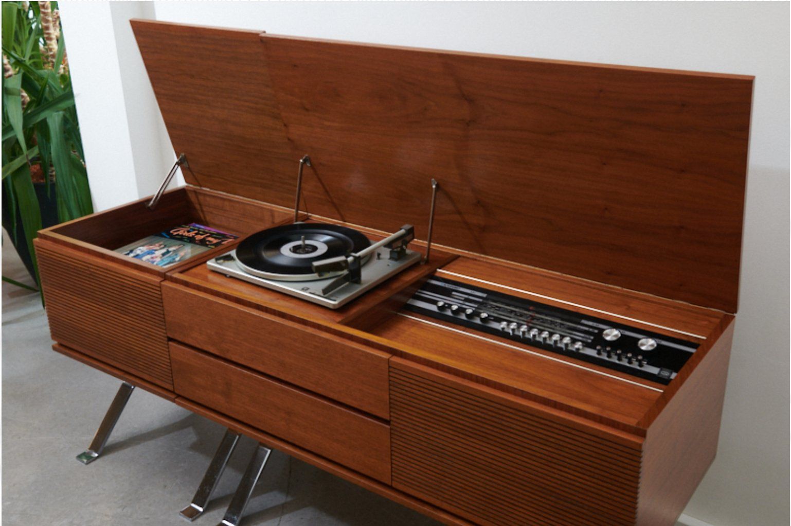 Giradischi: BLAUPUNKT Stereo SCHALLBOX 1960er – Usato da Winterthur venduto da Czundel