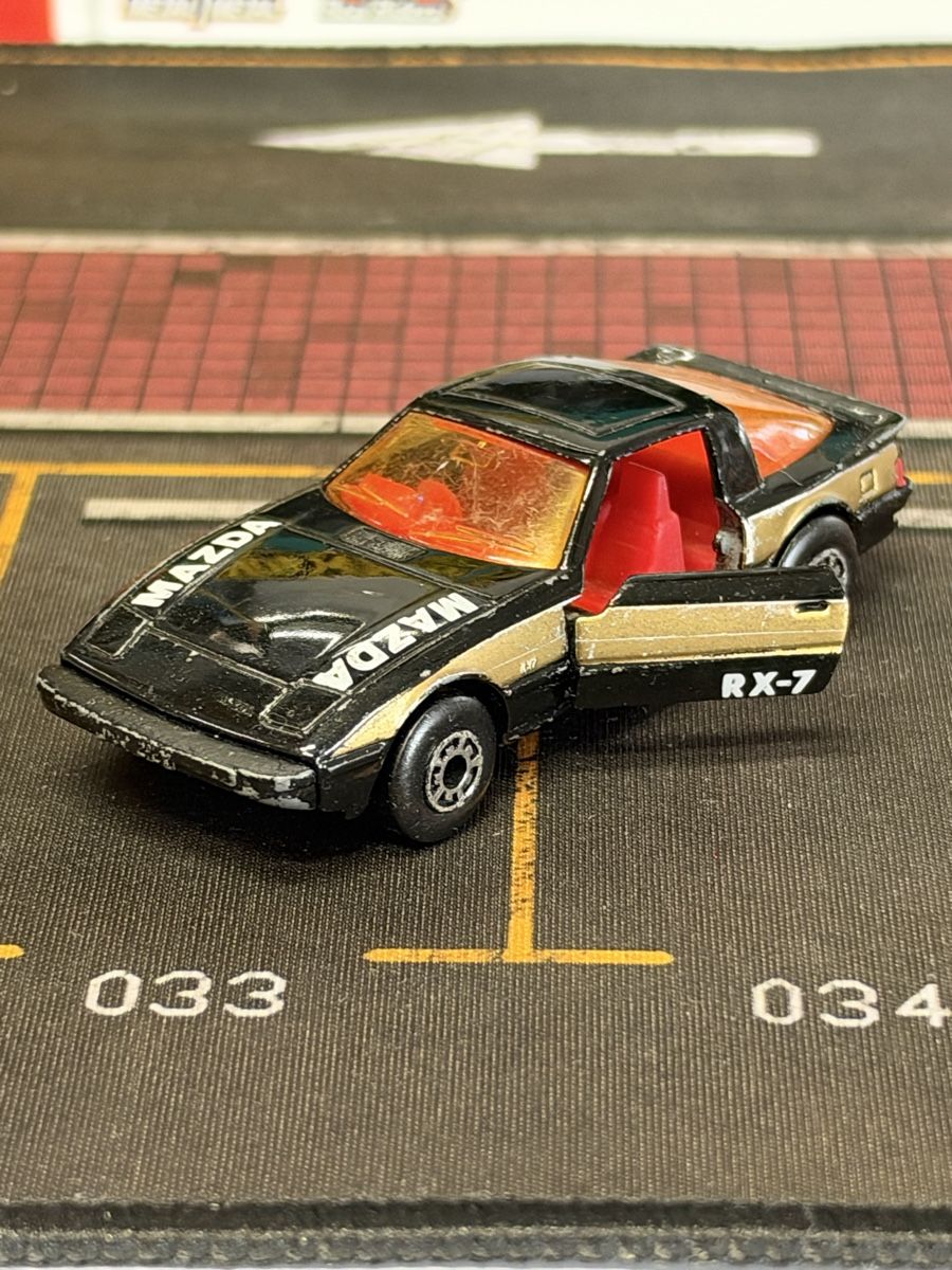 Matchbox Modellautos: Matchbox Mazda RX-7 noire – Gebraucht aus rolle von Noma-collectible 1