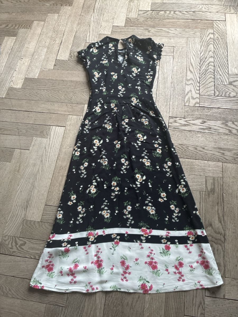 Kleider: Vivietta Kleid Grösse 32 – Gebraucht aus Zürich von Dsire 3
