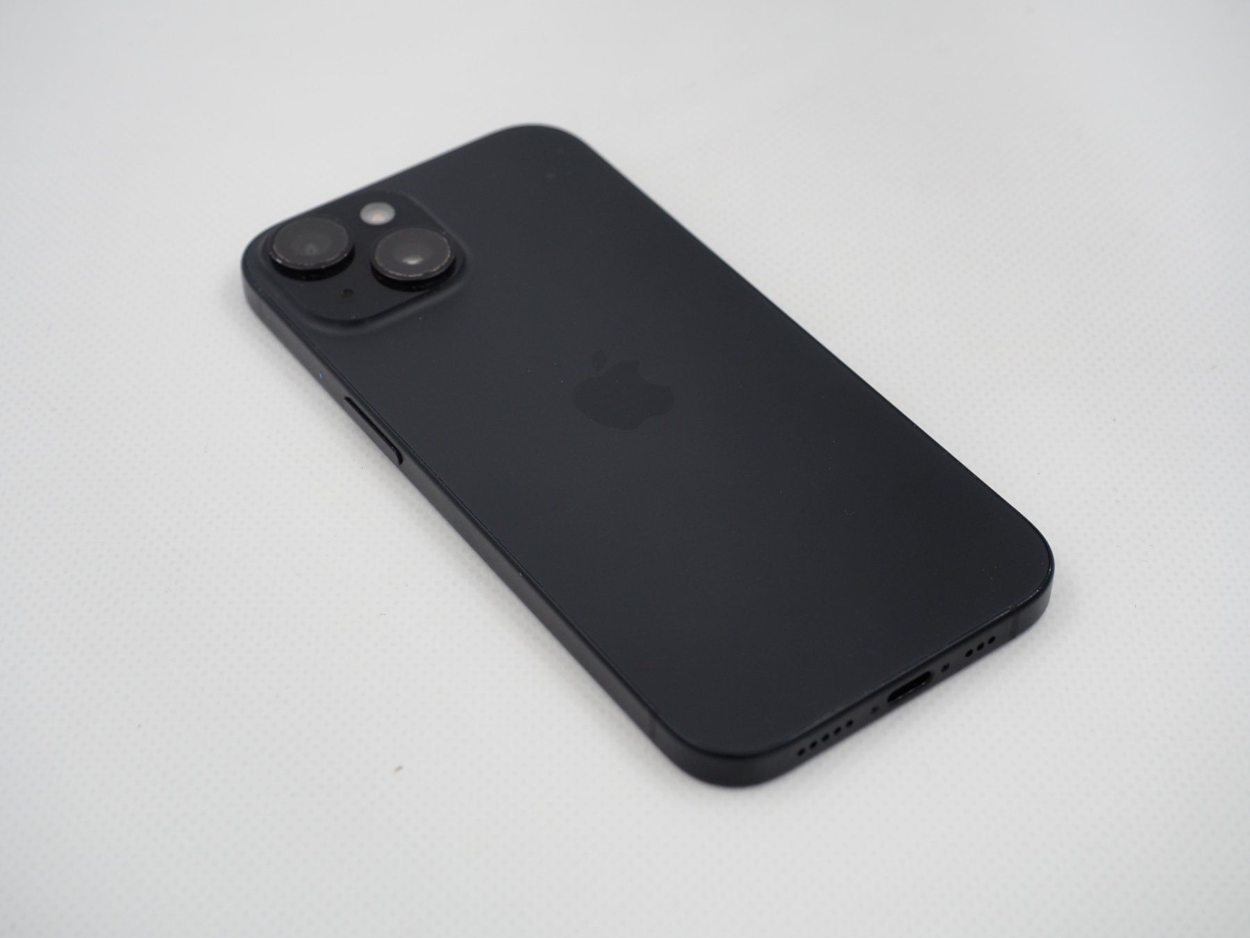 Apple Telefoni cellulari / Smartphones: APPLE iPhone 15 iCloud gesperrt (26060217) – Difettoso da Zürich venduto da fundsachenverkauf 2