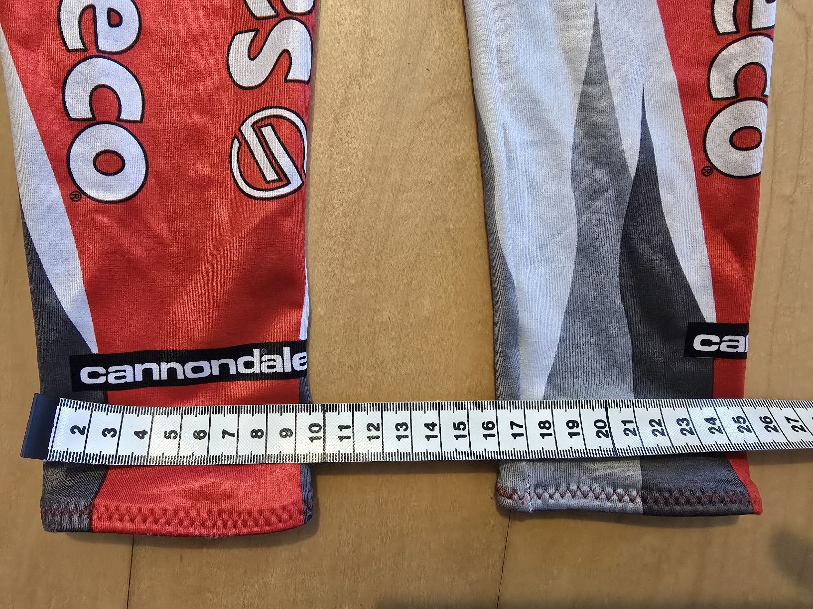 Cannondale Canottiere & Pantaloni: Manchettes Cannondale Saeco Cyclisme - Taille M – Nuovo (secondo la descrizione) da BERN venduto da froggyinternationale 2