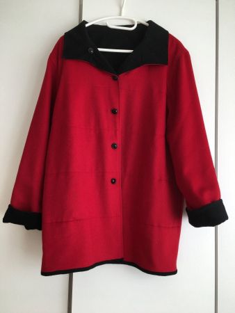 Rot schwarze Wendejacke, Wolle/Angora Grösse 44