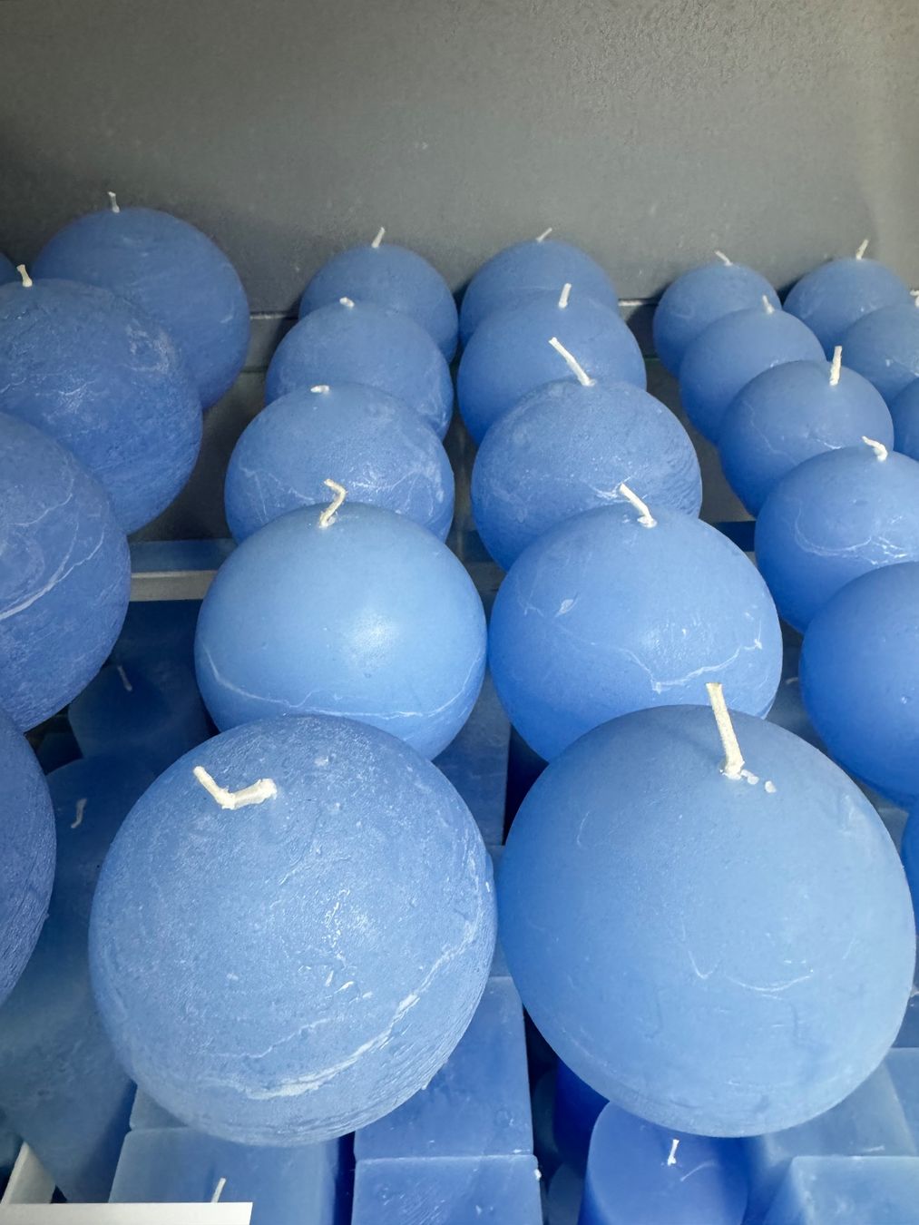Kerzen: 044 Posten Raureif Kerzen hellblau aus Liquidation – Neu (gemäss Beschreibung) aus Derendingen von Meisterstuecke 4