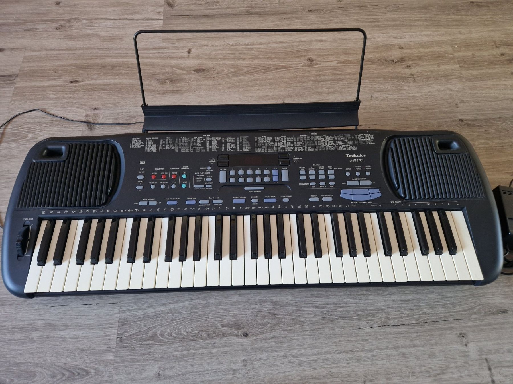 Technics Strumenti musicali: Keyboard - Technics SX-KN701 – Usato da Fällanden venduto da McSunny