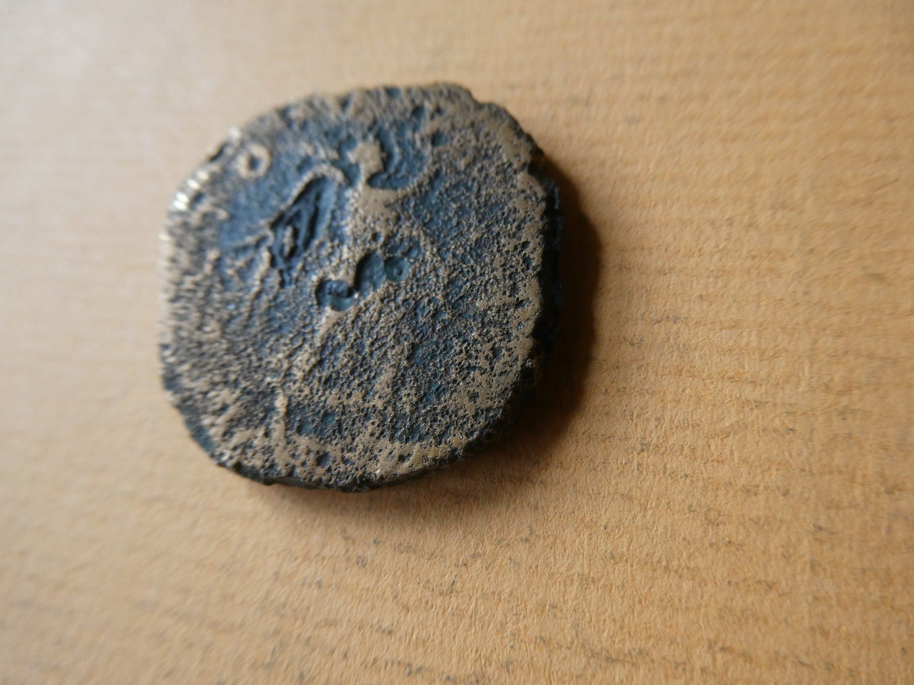 Toutes les monnaies: grosse uralte Bronzemünze 28 mm     13.22 g – D'occasion à Hinterforst par Rohusri 3