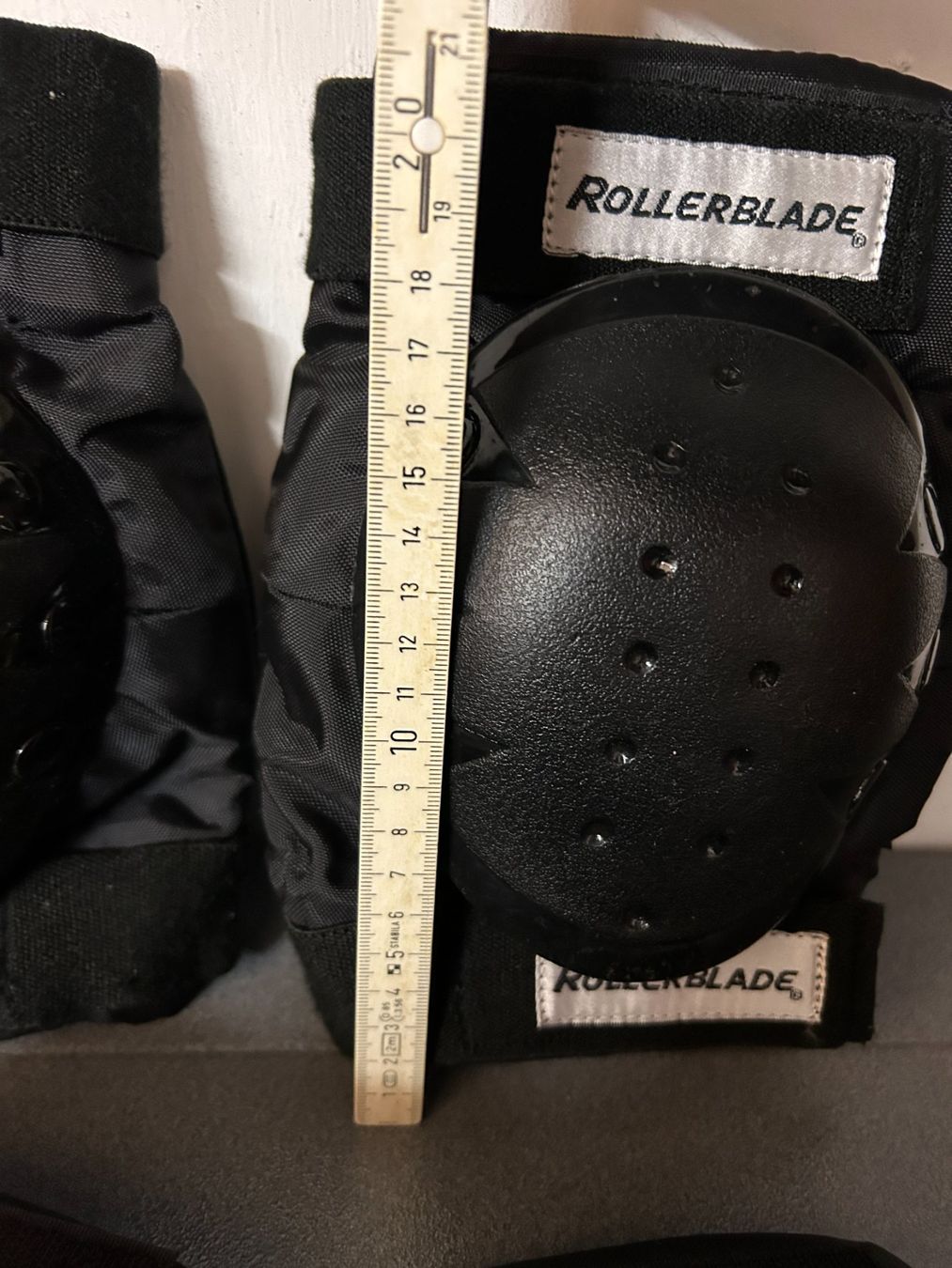 Protezioni & Imbottiture: Rollerblade Protektoren-Set (Set de protection) – Usato da Küsnacht ZH venduto da filo_fila8700 5