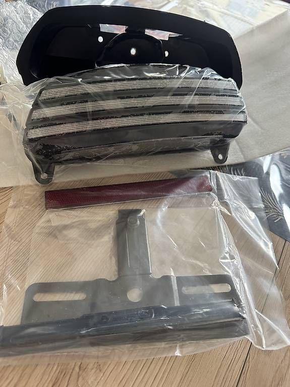 Scheinwerfer: Harley  LED-Rücklicht – Neu und originalverpackt aus Kehrsatz von pin_vvv9 3