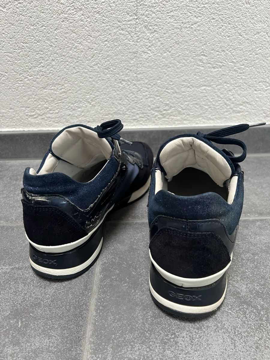 Geox Scarpe da donna: Blaue Geox Schuhe Grösse 40 – Usato da Wettswil venduto da alstel24 2