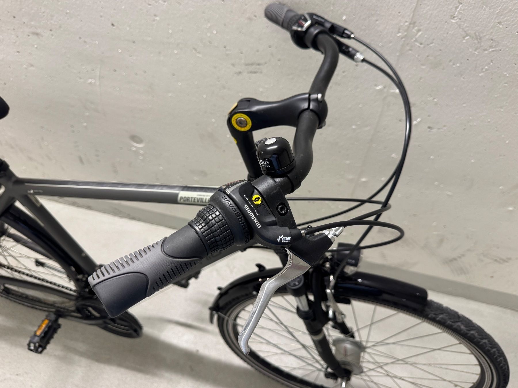 Shimano Biciclette: CALIFORNIA Trekkingbike – Usato da Zürich venduto da Llamarina