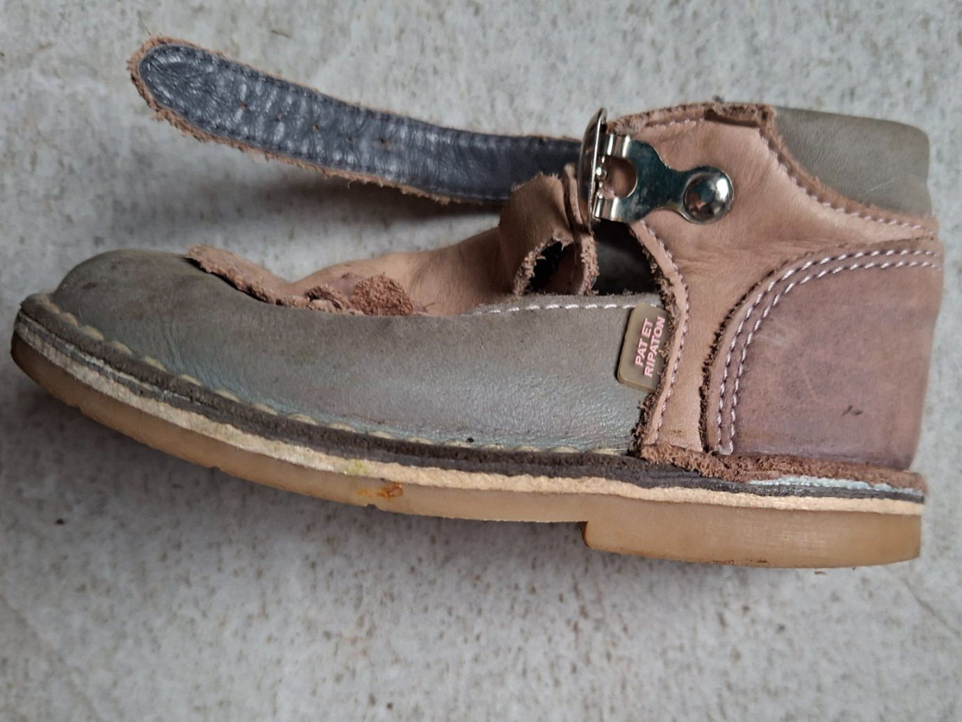 Chaussures filles: Chaussures taille 23 – D'occasion à Montmollin par islachat 2
