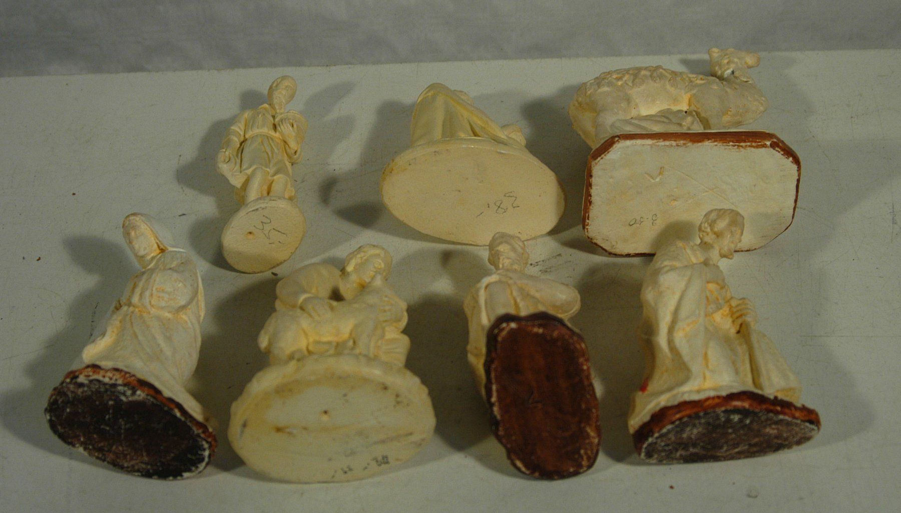 Statuette: Aeltere Krippenfiguren Keramik – Usato da Herisau venduto da Wisen 7