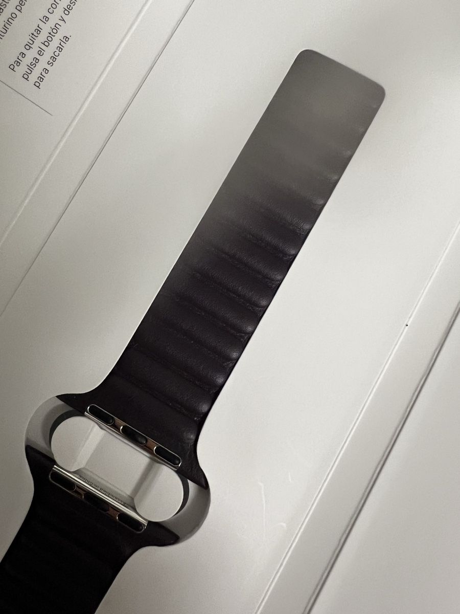Apple Bracciali & Braccialetti: ORIGINAL APPLE WATCH LEDER ARMBAND – Nuovo e nell'imballaggio originale da Wetzikon ZH venduto da Nakari11 2
