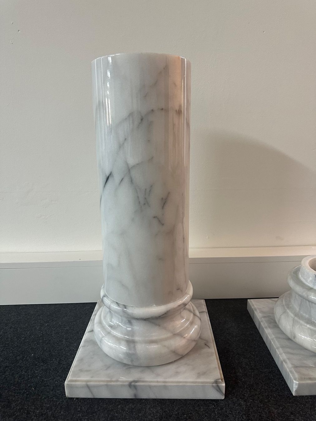 Skulpturen & Statuen: Marmorsäule dreiteilig Naturmarmor – Gebraucht aus Basel von artthings4you 1