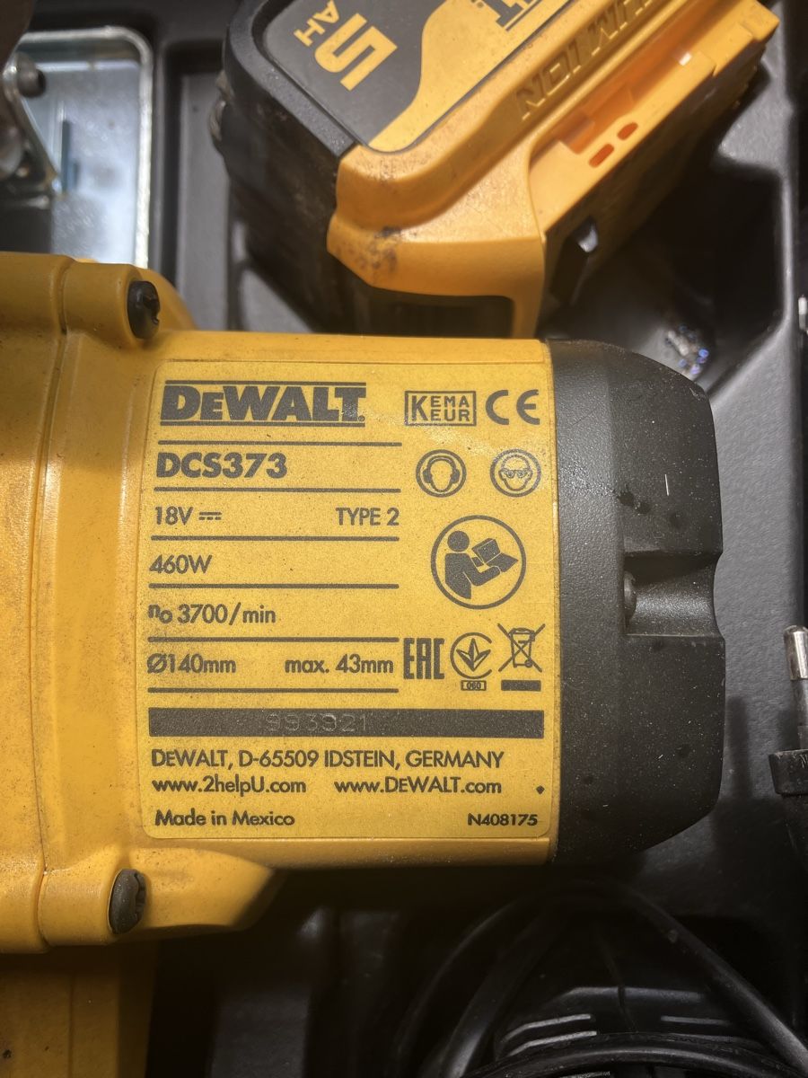 Dewalt Seghe: Metallhandkreissäge Dewalt – Usato da Flühli LU venduto da Mansiber 2