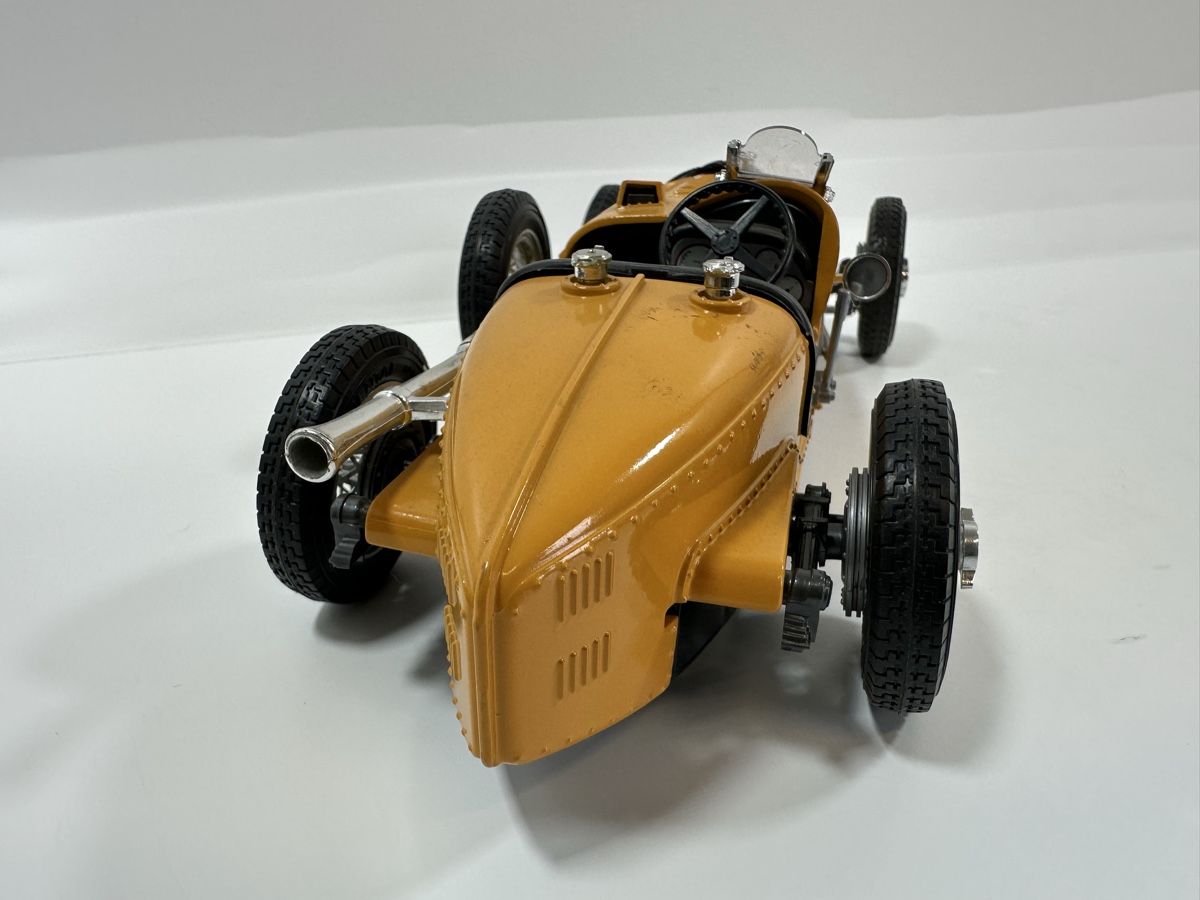 Bburago Modellautos: 1934 Bugatti Type 59 1:18, gelb, Bburago  – Gebraucht aus Zofingen von rf9_x2xt 4