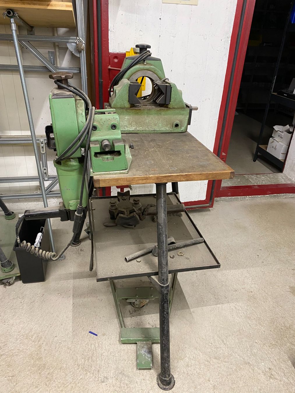 GF Alle Maschinen: GF-Rohrschneidemaschine – Gebraucht aus Winterthur von info_Ly_1912