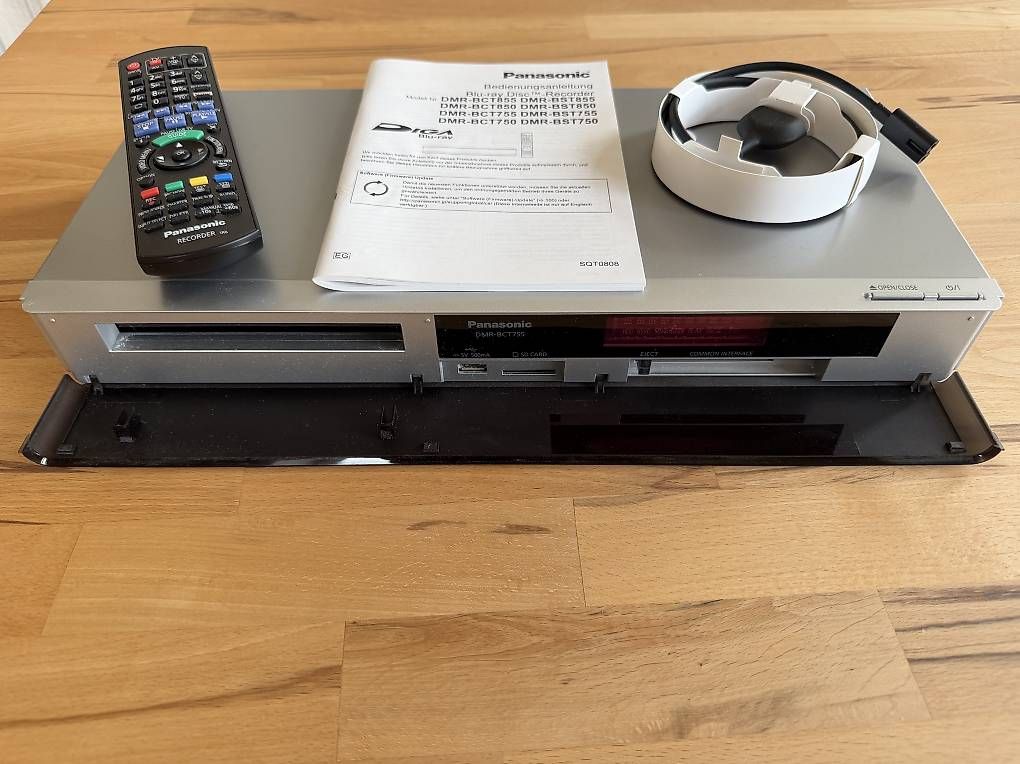 Panasonic Systèmes audio & multimédias: Blu-ray Recorder Panasonic DMR-BCT755 – D'occasion à Lommis par Hitsch1234 1