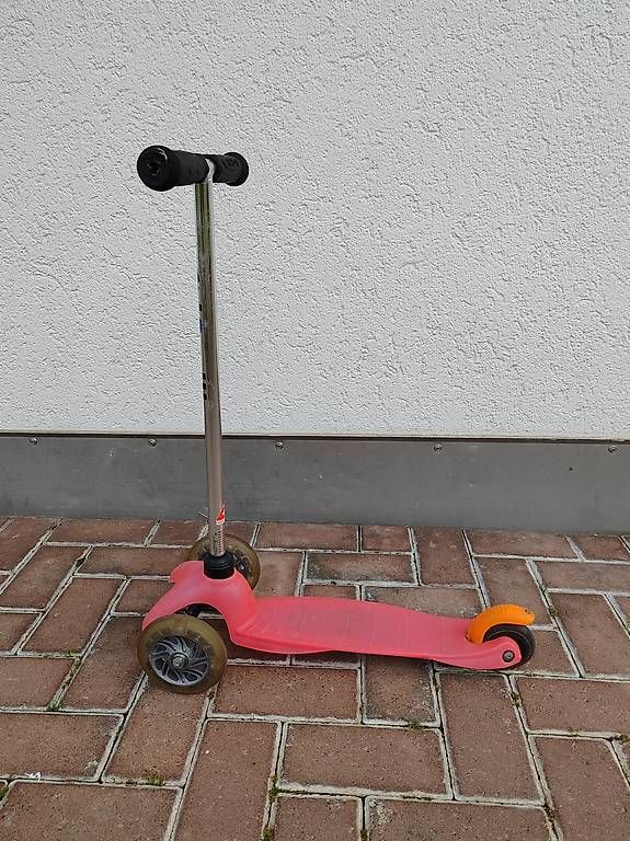 Kickboard: Monopattino Micro  – Usato da Grenchen venduto da Dulcis_Fundo 3