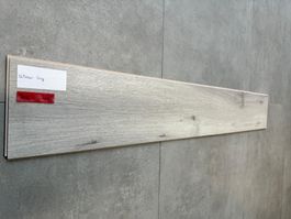 6. 29036-15 Winter Gray Vinyl Click Bodendiele mit integ. Tr