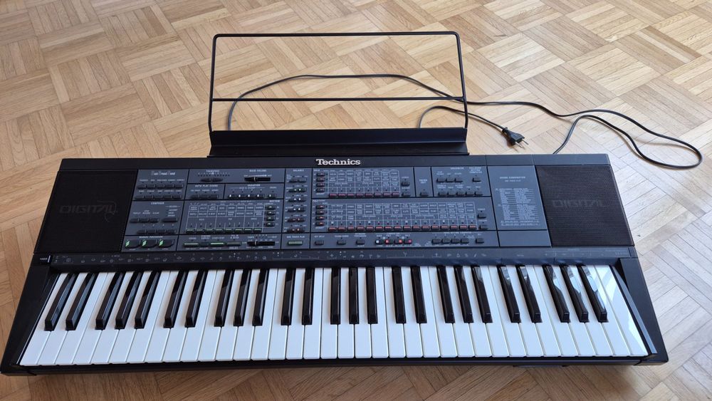 Elektronisches Keyboard Technics SX-K700 (Gebraucht) in Uster für CHF ...