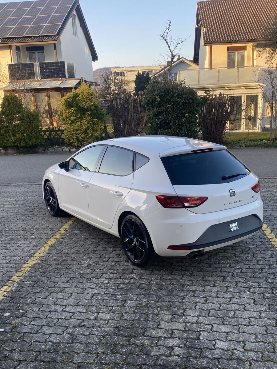 Seat Automobili: Seat Leon 1.4 TSI FR – Usato da Niederlenz venduto da rog_btv7 1