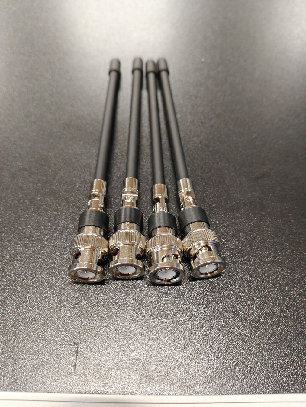 Shure Microfoni: Shure SLXD Wireless System 3-Kanal Set J53 Band - neuwertig – Nuovo (secondo la descrizione) da Schlieren venduto da CINElight 5