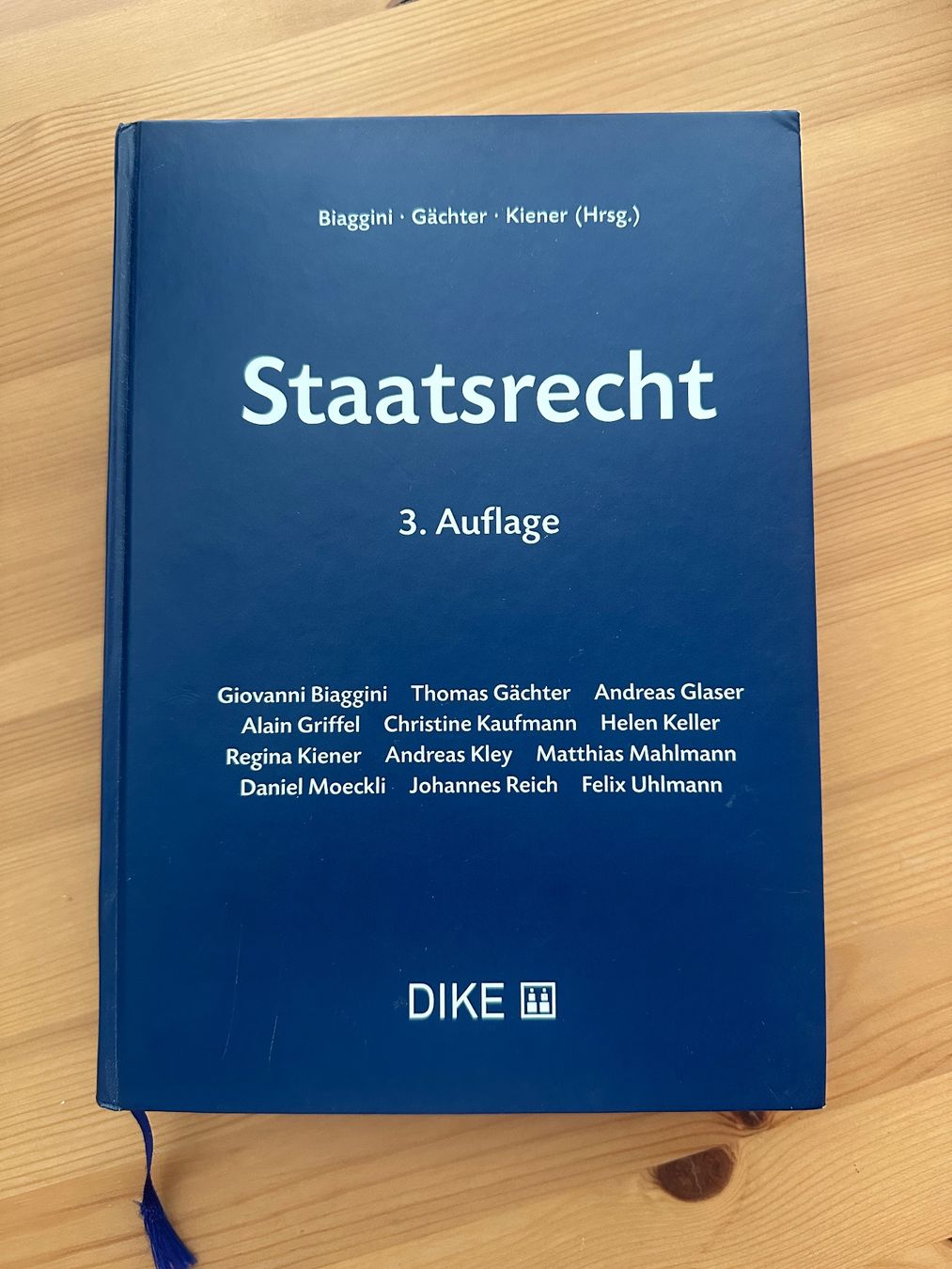 Bücher: Staatsrecht Buch – Gebraucht aus Zug von Lo.s2029