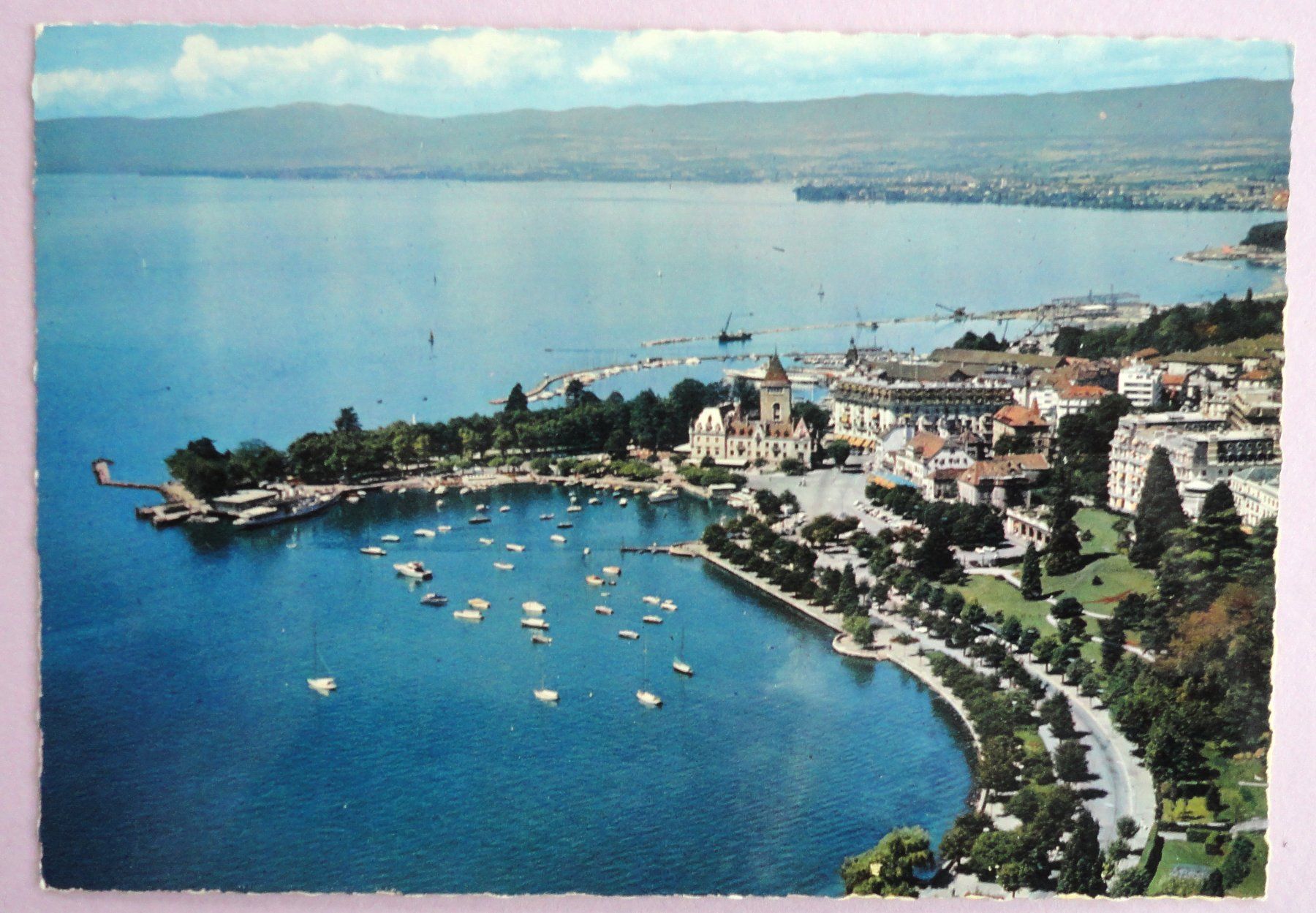 Cartoline postali: Ouchy-Lausanne - Vue aérienne – Usato da Fétigny venduto da Billy2miny