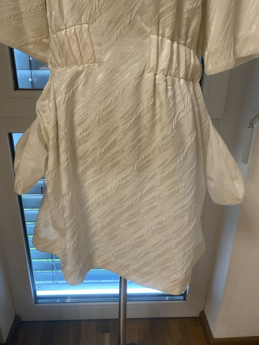 Kleider: weißes Kleid L – Gebraucht aus balsthal von davidbalsthal23 7