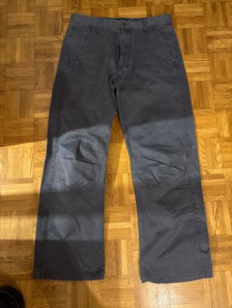 Pantalon L.O.G.G Gris, Taille M, parfait pour l'automne!