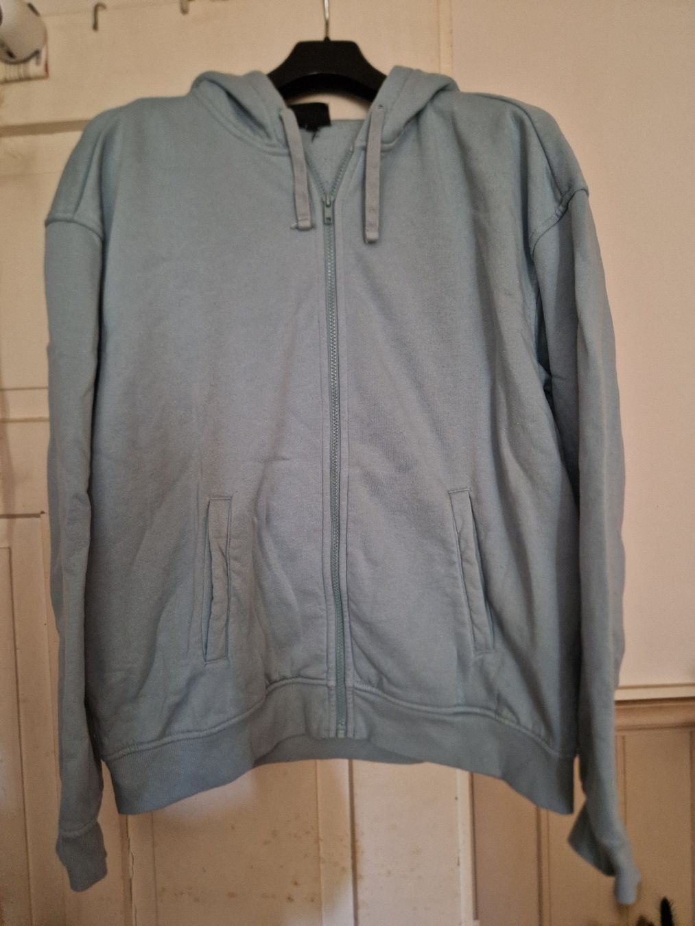 H&M Giacche: Hellblaue Übergangsjacke mit Kapuze, Grösse L/XL – Usato da Neuhausen venduto da Nicolino92
