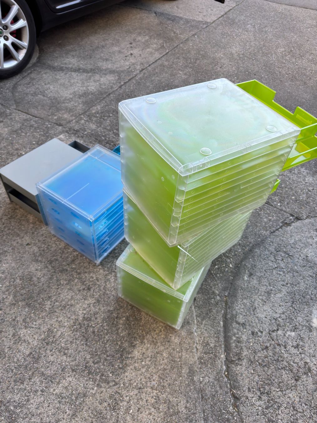 Sistemi di archiviazione: Schubladenboxen Diverse Büro Schubladen – Usato da Abtwil SG venduto da SHost 4