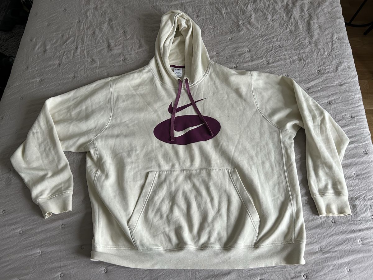 Nike Pulls & Sweat-shirts: Pull Nike – D'occasion à Sonceboz-Sombeval par Anna_Maria09 1