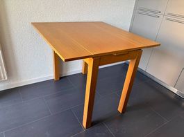 Table extensible en bois
