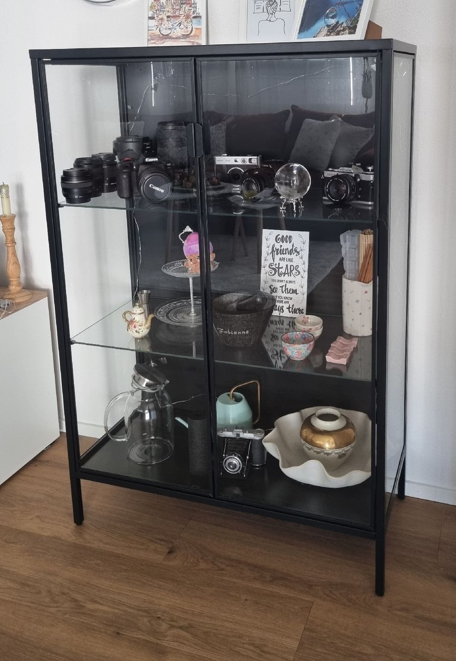 Ikea Vitrines: Vitrine zu verkaufen – D'occasion à Wallenwil par Stevenwild1997