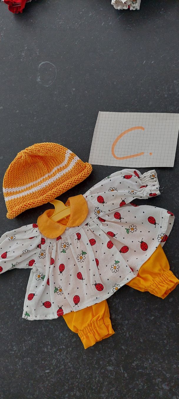 Puppen: Puppenkleid – Gebraucht aus Muri AG von nindo1