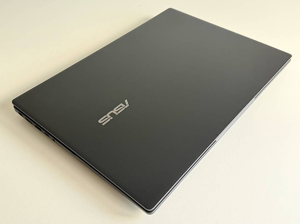 Asus Portables: ASUS V16 V3607VP-RP033W – D'occasion à Zürich par John138 3