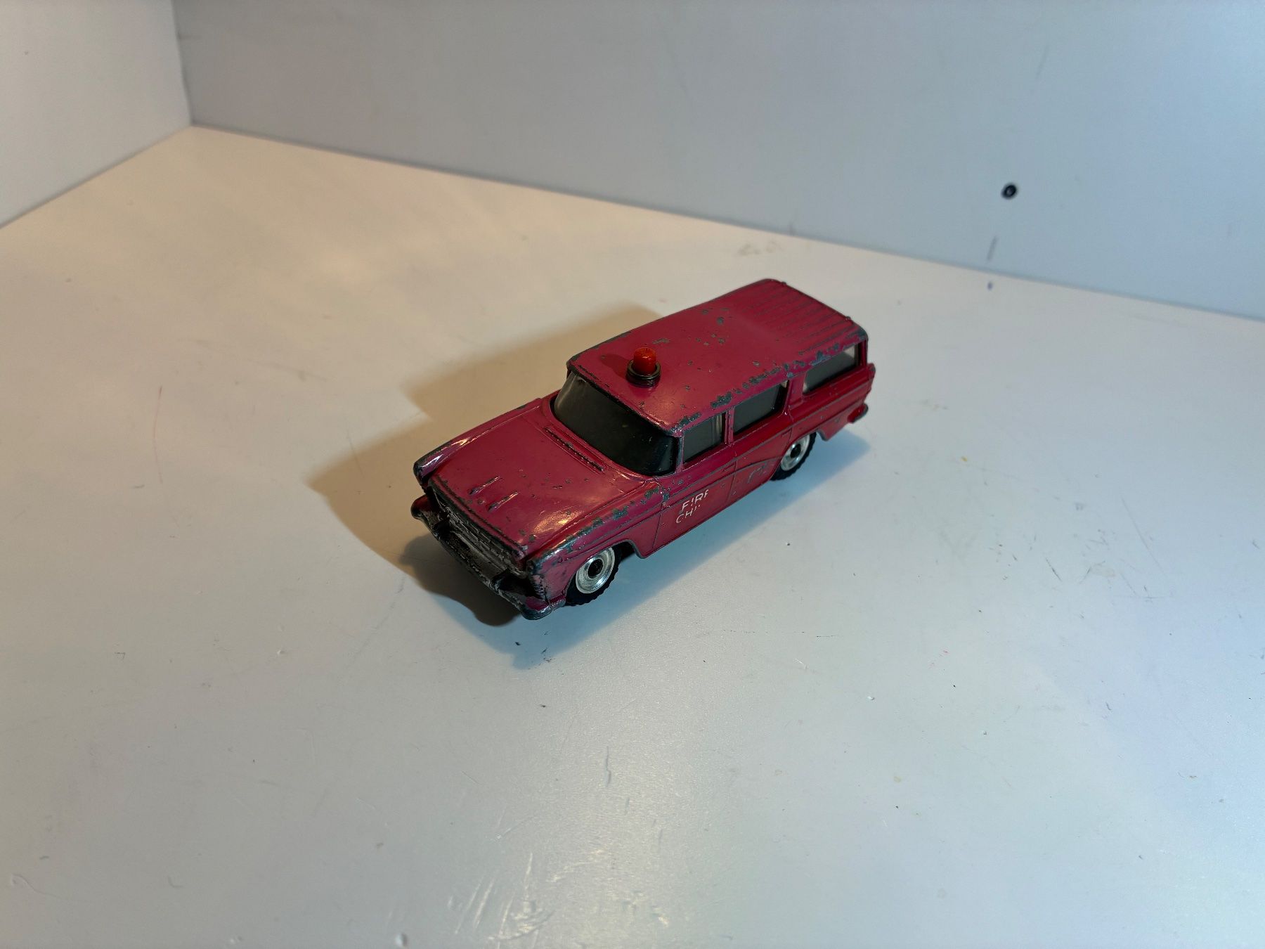 Dinky Toys Modellini d'auto: Dinky Nash – Usato da Gümmenen venduto da Supererland 4
